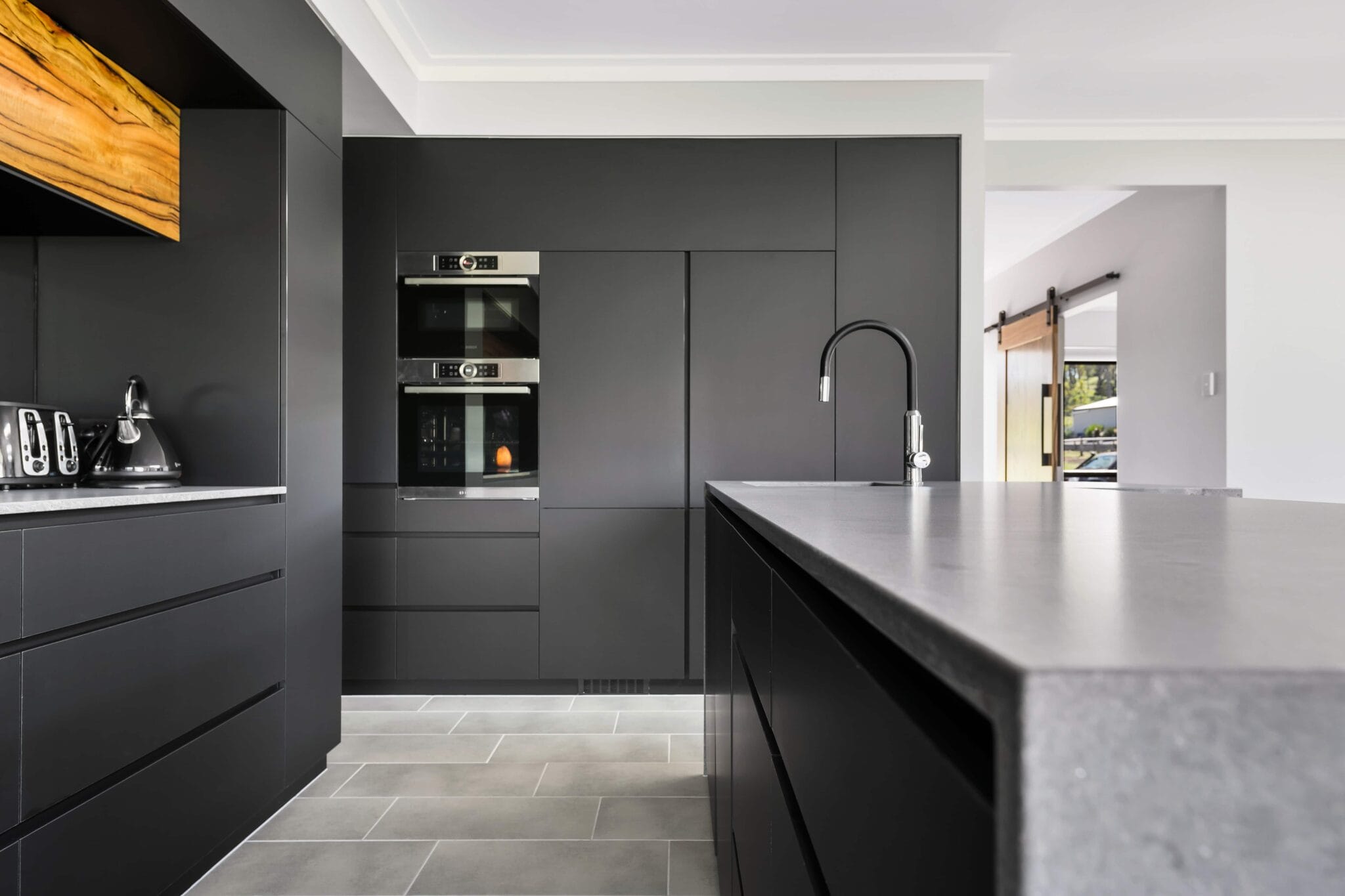 8 Benchtop Colours for Black Cabinets | Caesarstone AU